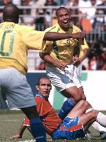 (2)Costa Rica vs Brazil